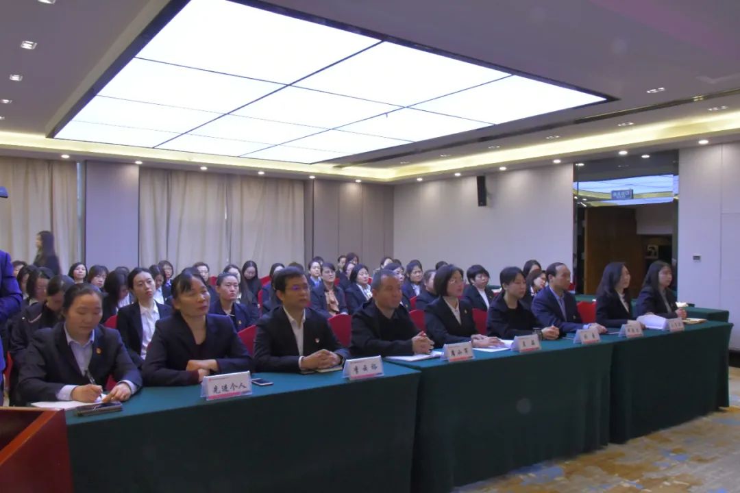 龍鋼集團(tuán)工會(huì)女職委“巾幗言志—女職工崗位建功論壇”系列活動(dòng)豐富多彩 龍鋼集團(tuán)工會(huì)女職委“巾幗言志—女職工崗位建功論壇”系列活動(dòng)豐富多彩
