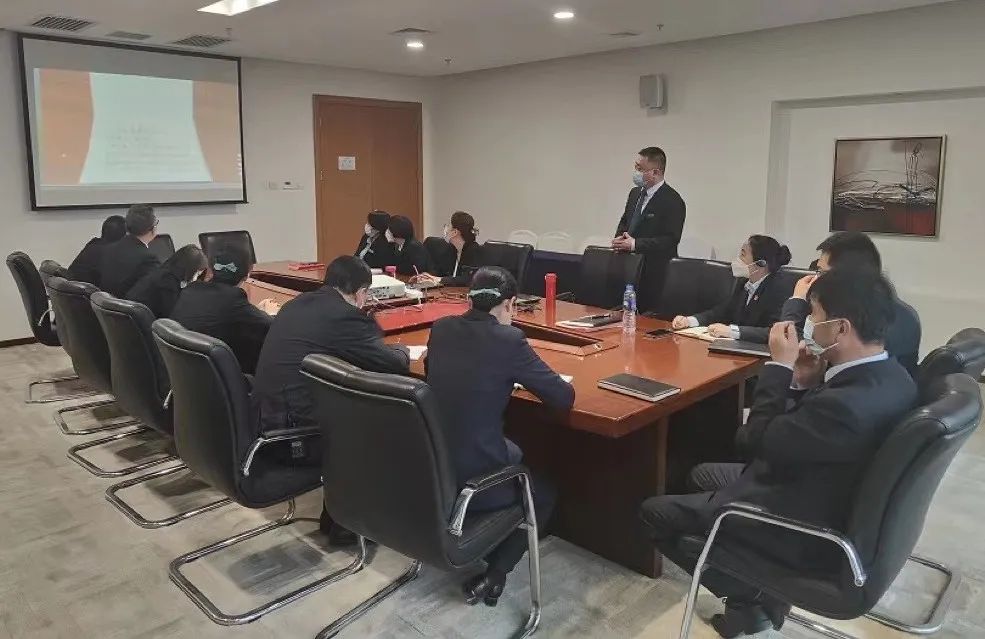 禹龍科技服務(wù)公司開展管理人員VIP接待流程標(biāo)準(zhǔn)專題培訓(xùn) 禹龍科技服務(wù)公司開展管理人員VIP接待流程標(biāo)準(zhǔn)專題培訓(xùn)