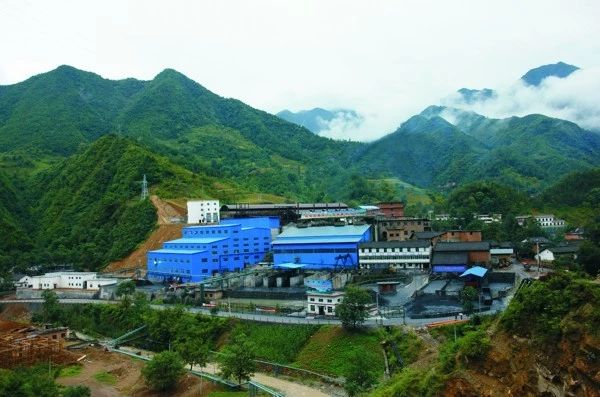 大西溝礦業(yè)公司著力推進800萬噸/年菱鐵礦開發(fā)建設(shè) 大西溝礦業(yè)公司著力推進800萬噸/年菱鐵礦開發(fā)建設(shè)