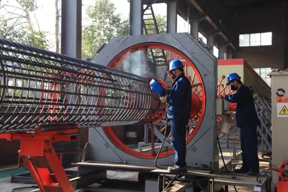 黨建領航改革發(fā)展 賦能多元提質(zhì)增效——龍鋼集團2022年黨建領航工作綜述 黨建領航改革發(fā)展 賦能多元提質(zhì)增效——龍鋼集團2022年黨建領航工作綜述
