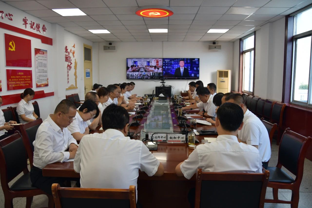 正視問題 自我加壓 敢于挑戰(zhàn)—龍鋼集團(tuán)召開7月經(jīng)營工作分析會 正視問題 自我加壓 敢于挑戰(zhàn)—龍鋼集團(tuán)召開7月經(jīng)營工作分析會