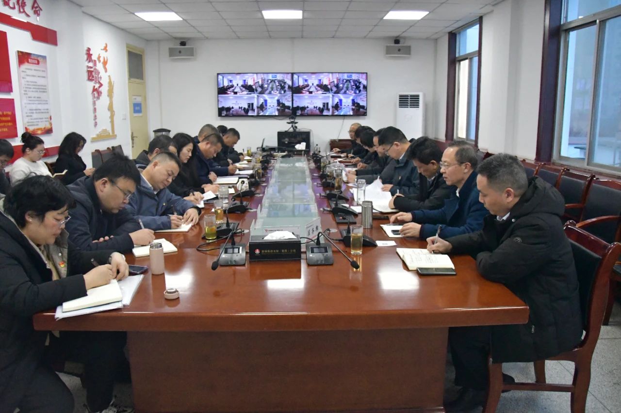 龍鋼集團召開2024年度黨組織書記抓黨建述職考評會