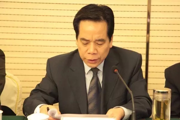 龍鋼集團召開2016年文明創(chuàng)建（企業(yè)文化建設(shè)暨鋼鐵美麗花創(chuàng)建）推進會
