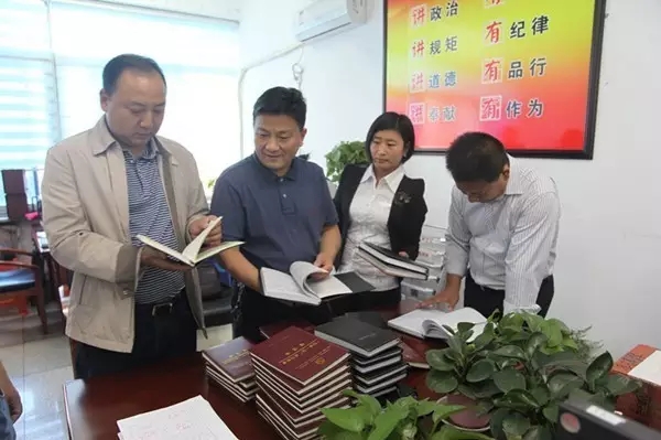 陜鋼集團檢查龍鋼集團“兩學(xué)一做”重點工作 陜鋼集團檢查龍鋼集團“兩學(xué)一做”重點工作