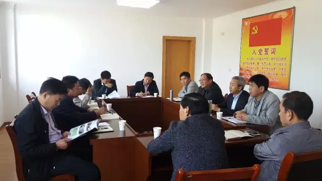 董銀師與華陰市委常委、副市長安和平座談交流
