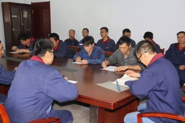 同興軋鋼廠青年服務(wù)安全生產(chǎn)“四個(gè)一”活動(dòng)成效顯著
