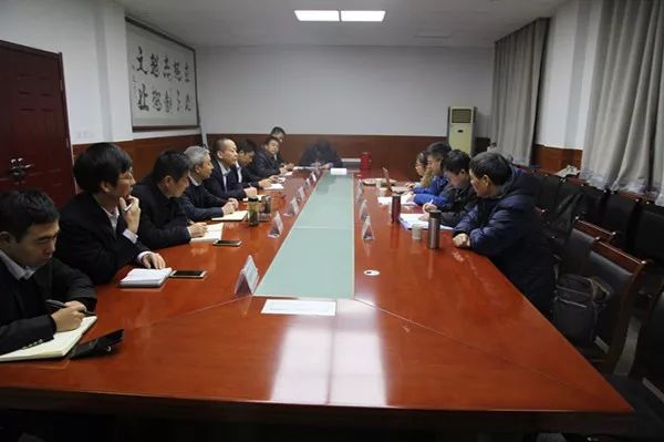 龍鋼集團(tuán)公司順利通過質(zhì)量、環(huán)境、職業(yè)健康安全管理體系年度監(jiān)督審核