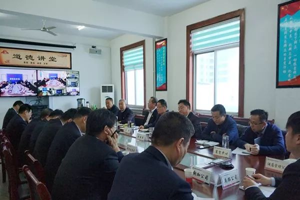龍鋼集團(tuán)公司召開(kāi)2月份工作安排部署會(huì) 龍鋼集團(tuán)公司召開(kāi)2月份工作安排部署會(huì)