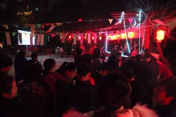 龍鋼集團(tuán)公司舉辦2018年“歡樂鬧元宵 助力開門紅”元宵節(jié)活動 龍鋼集團(tuán)公司舉辦2018年“歡樂鬧元宵 助力開門紅”元宵節(jié)活動