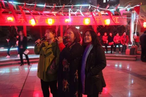 龍鋼集團(tuán)公司舉辦2018年“歡樂鬧元宵 助力開門紅”元宵節(jié)活動 龍鋼集團(tuán)公司舉辦2018年“歡樂鬧元宵 助力開門紅”元宵節(jié)活動