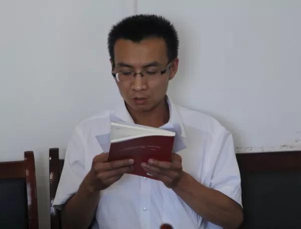 一次修心之旅 ——記龍鋼集團(tuán)二季度道德講堂活動(dòng)