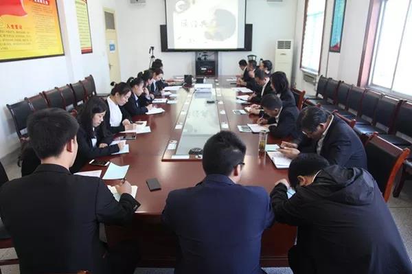 心靈的洗禮——龍鋼集團(tuán)公司舉辦第三期道德講堂活動(dòng) 心靈的洗禮——龍鋼集團(tuán)公司舉辦第三期道德講堂活動(dòng)