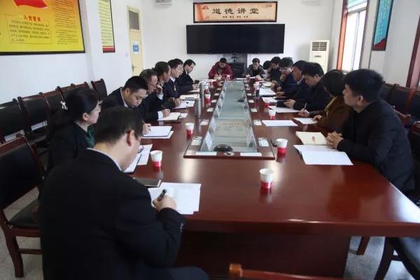 陳敏鋒、王紅章一行到龍鋼集團(tuán)調(diào)研指導(dǎo)工作