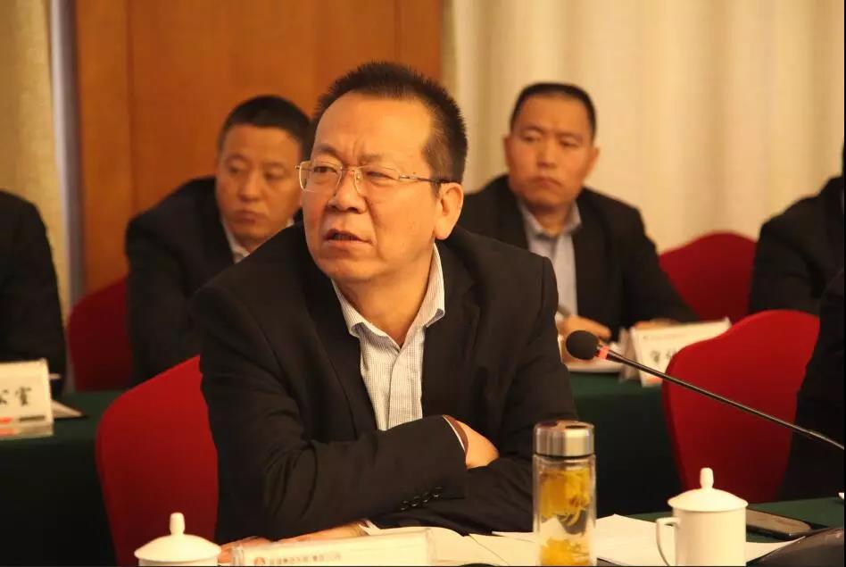 龍鋼集團(tuán)召開2019年第一次民主監(jiān)督評(píng)價(jià)會(huì) 龍鋼集團(tuán)召開2019年第一次民主監(jiān)督評(píng)價(jià)會(huì)