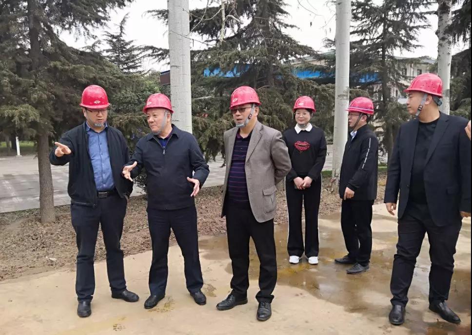 中國(guó)機(jī)械冶金建材工會(huì)副主席毛迎春到龍鋼集團(tuán)寶軋公司調(diào)研 中國(guó)機(jī)械冶金建材工會(huì)副主席毛迎春到龍鋼集團(tuán)寶軋公司調(diào)研