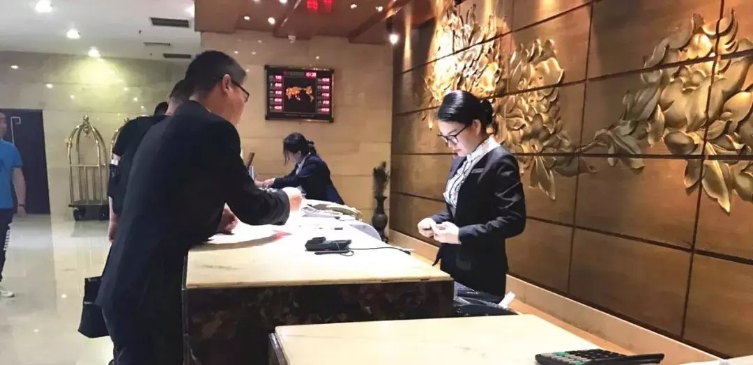 龍鋼集團(tuán):他們譜寫(xiě)著勞動(dòng)最美之歌 龍鋼集團(tuán):他們譜寫(xiě)著勞動(dòng)最美之歌