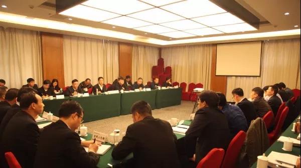 樹立五種意識 推動非鋼發(fā)展 樹立五種意識 推動非鋼發(fā)展