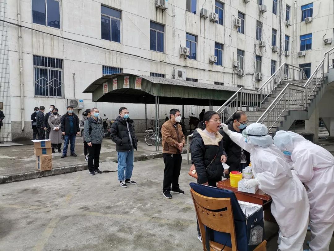 有序、有底！龍鋼集團(tuán)韓城返崗職工進(jìn)行核酸檢測硬核復(fù)工