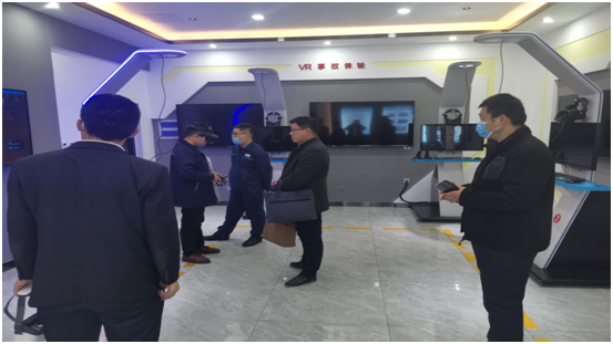 陳輝帶隊赴龍鋼公司進(jìn)行安全學(xué)習(xí)交流 陳輝帶隊赴龍鋼公司進(jìn)行安全學(xué)習(xí)交流