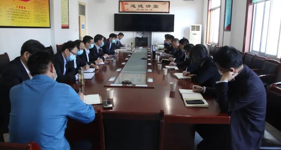龍鋼集團(tuán)黨委理論學(xué)習(xí)中心組專題學(xué)習(xí)習(xí)近平總書記來(lái)陜考察重要講話 龍鋼集團(tuán)黨委理論學(xué)習(xí)中心組專題學(xué)習(xí)習(xí)近平總書記來(lái)陜考察重要講話