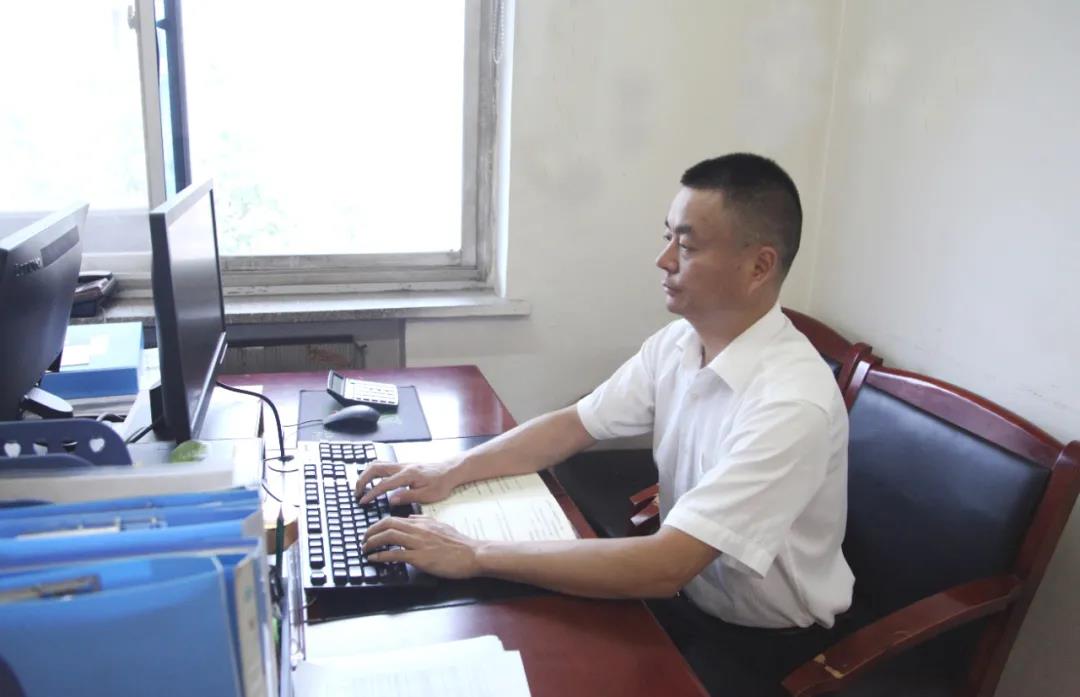 “弘揚(yáng)延安精神 我為非鋼貢獻(xiàn)”大討論之八 “弘揚(yáng)延安精神 我為非鋼貢獻(xiàn)”大討論之八