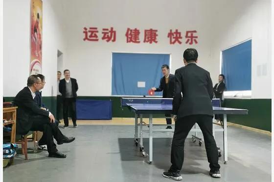 龍鋼集團機關、鋼加公司舉辦職工乒乓球賽
